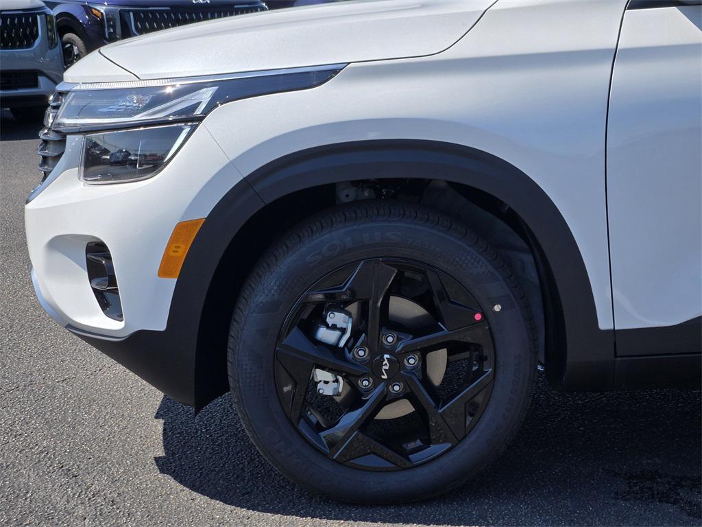 new 2026 Kia Seltos car, priced at $27,295