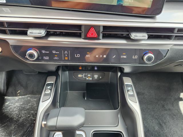 new 2025 Kia Sorento car, priced at $34,966