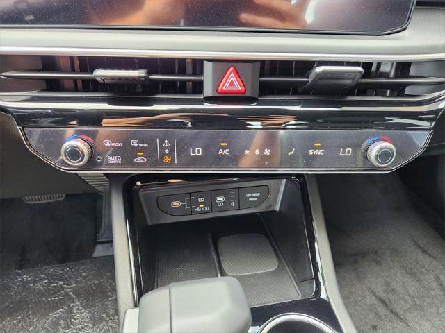 new 2026 Kia K5 car, priced at $39,560
