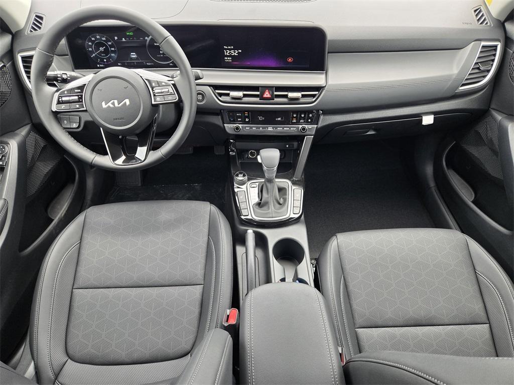 new 2026 Kia Seltos car, priced at $27,412