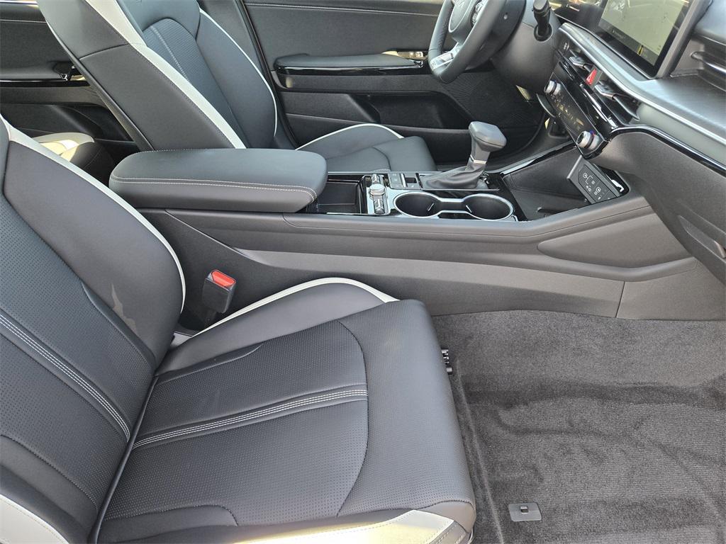 new 2026 Kia K5 car, priced at $31,870
