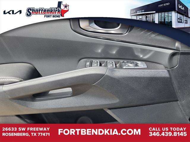 new 2025 Kia Sorento car, priced at $33,945