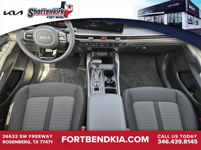 new 2025 Kia Sorento car, priced at $33,945