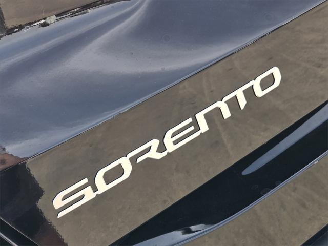 new 2025 Kia Sorento car, priced at $33,945