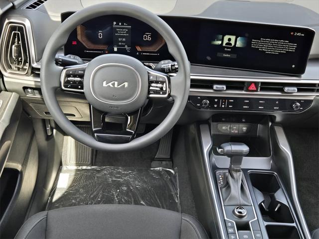 new 2025 Kia Sorento car, priced at $33,945