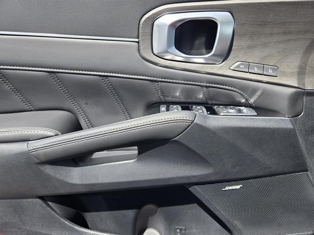 new 2025 Kia Sorento car, priced at $44,834