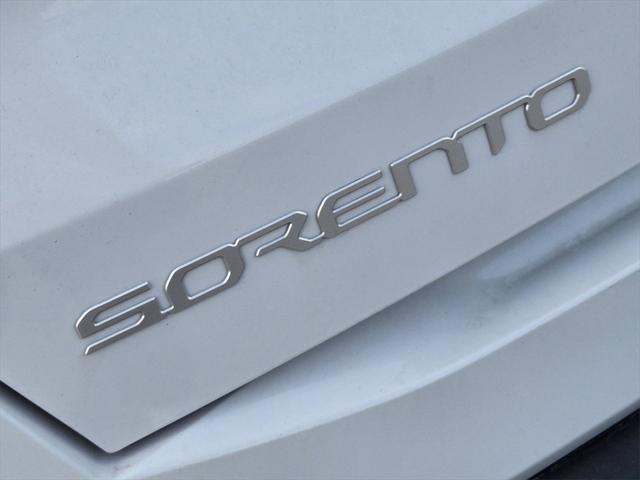 new 2025 Kia Sorento car, priced at $33,860