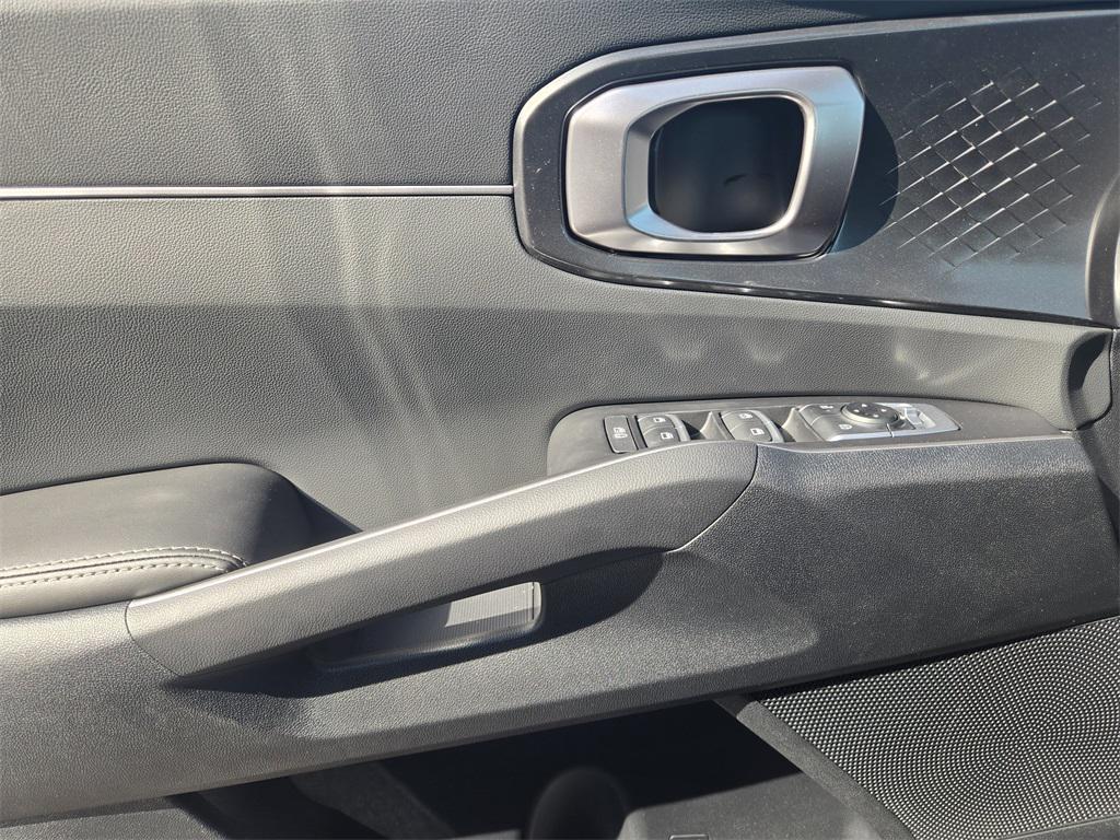 new 2026 Kia Sorento car, priced at $36,019
