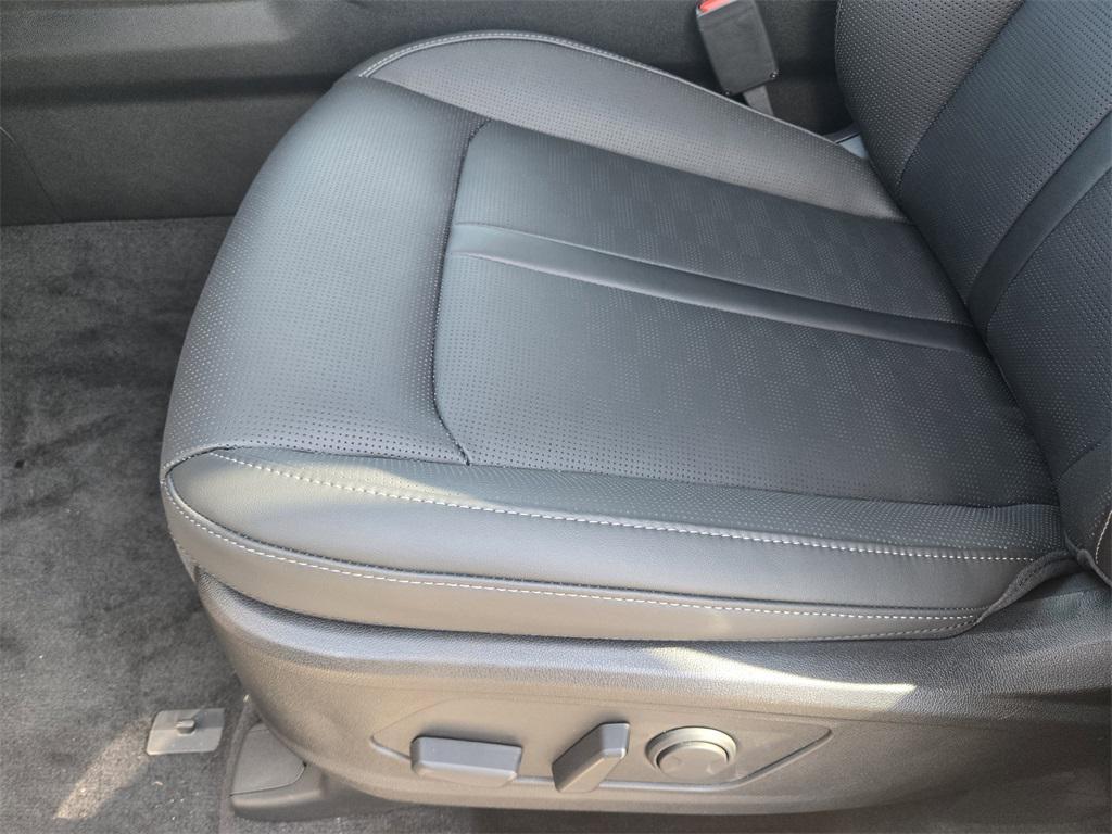 new 2026 Kia Sorento car, priced at $36,019