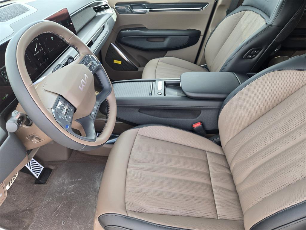 new 2026 Kia EV9 car, priced at $71,378