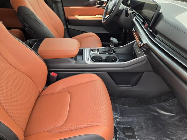 new 2026 Kia Carnival car, priced at $53,285