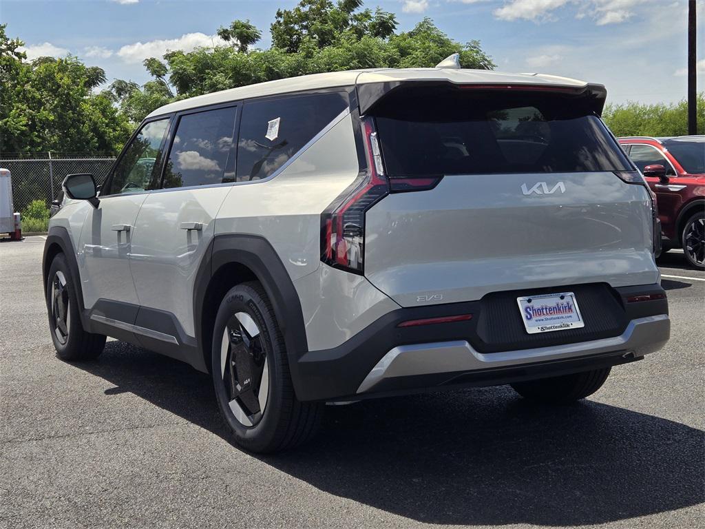 new 2026 Kia EV9 car, priced at $39,489