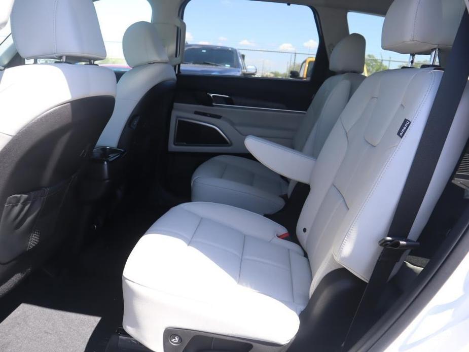 new 2024 Kia Telluride car, priced at $46,705