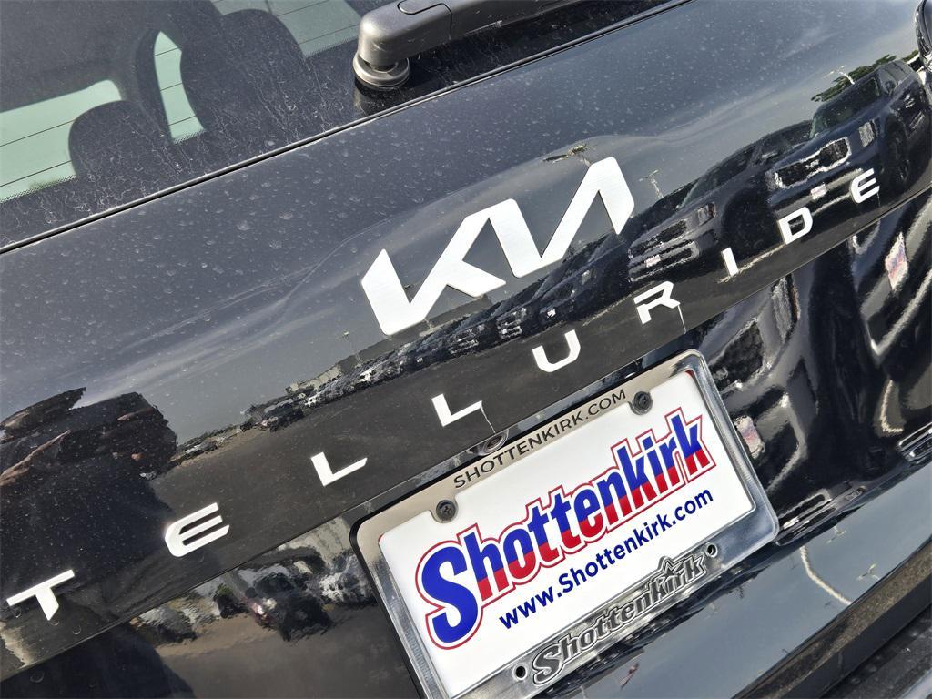 new 2025 Kia Telluride car, priced at $41,135
