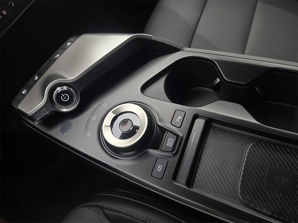 new 2025 Kia EV6 car, priced at $36,874
