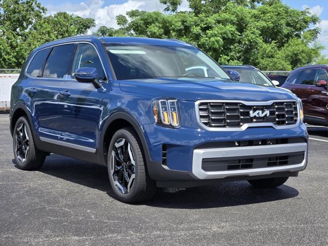 new 2025 Kia Telluride car, priced at $40,800