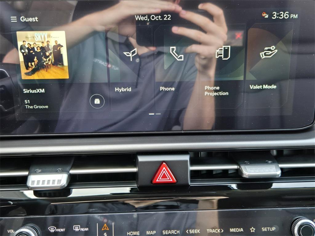 new 2026 Kia Sportage Hybrid car, priced at $34,299