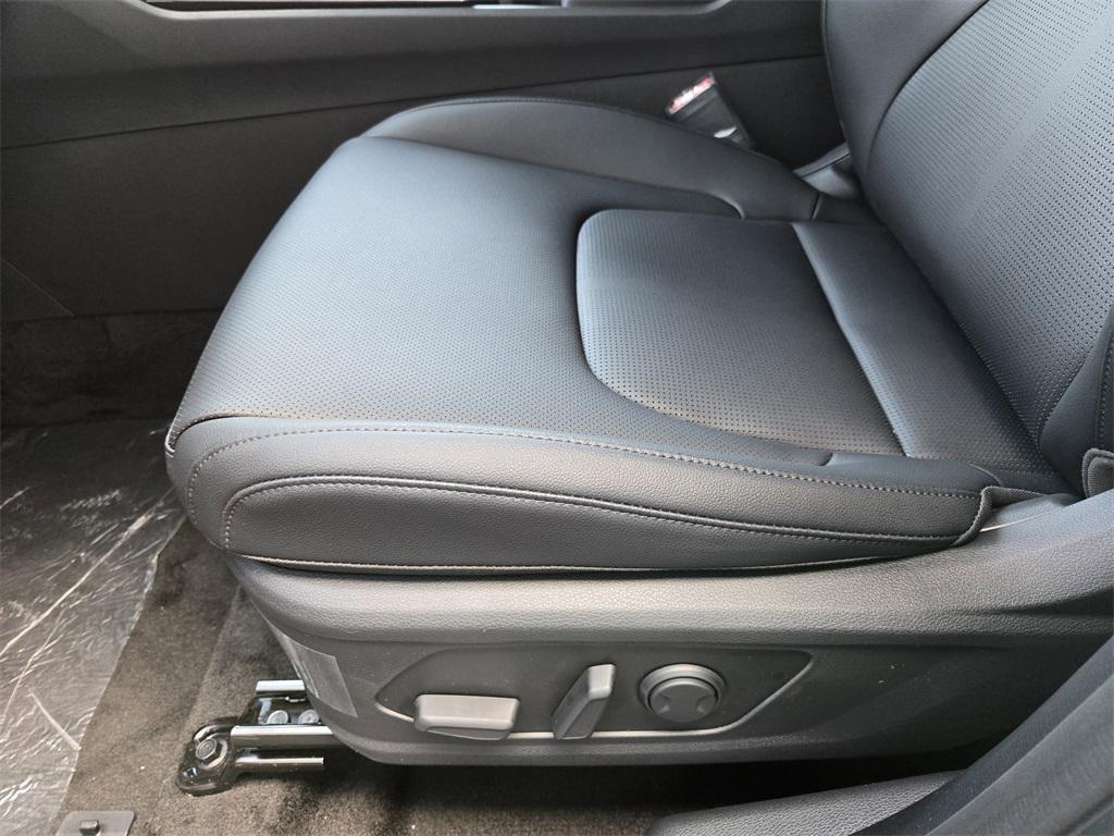 new 2026 Kia Sportage Hybrid car, priced at $34,299