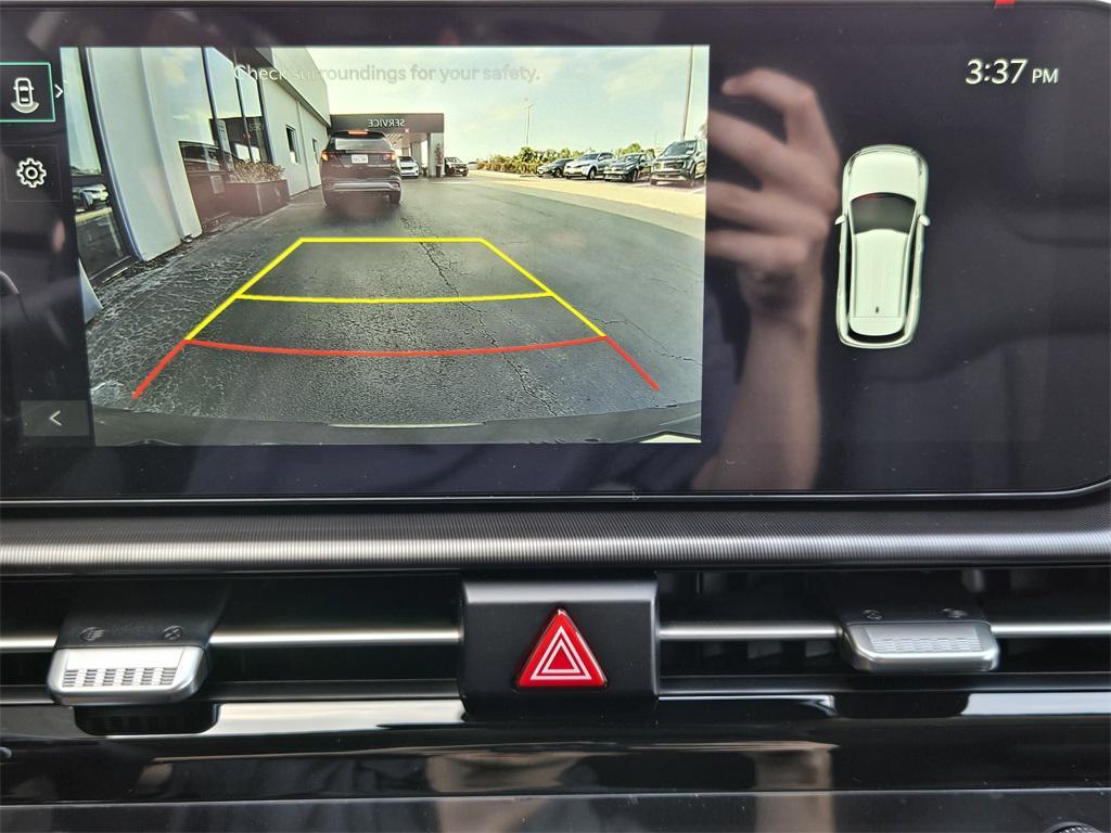 new 2026 Kia Sportage Hybrid car, priced at $34,299