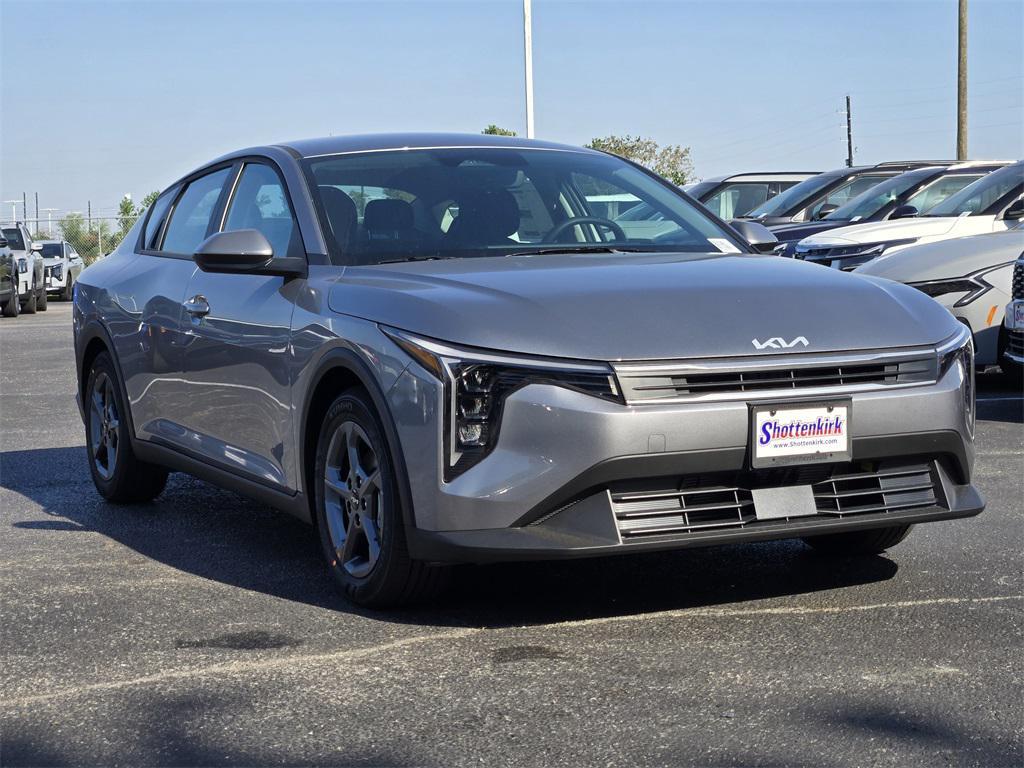 new 2025 Kia K4 car, priced at $21,976