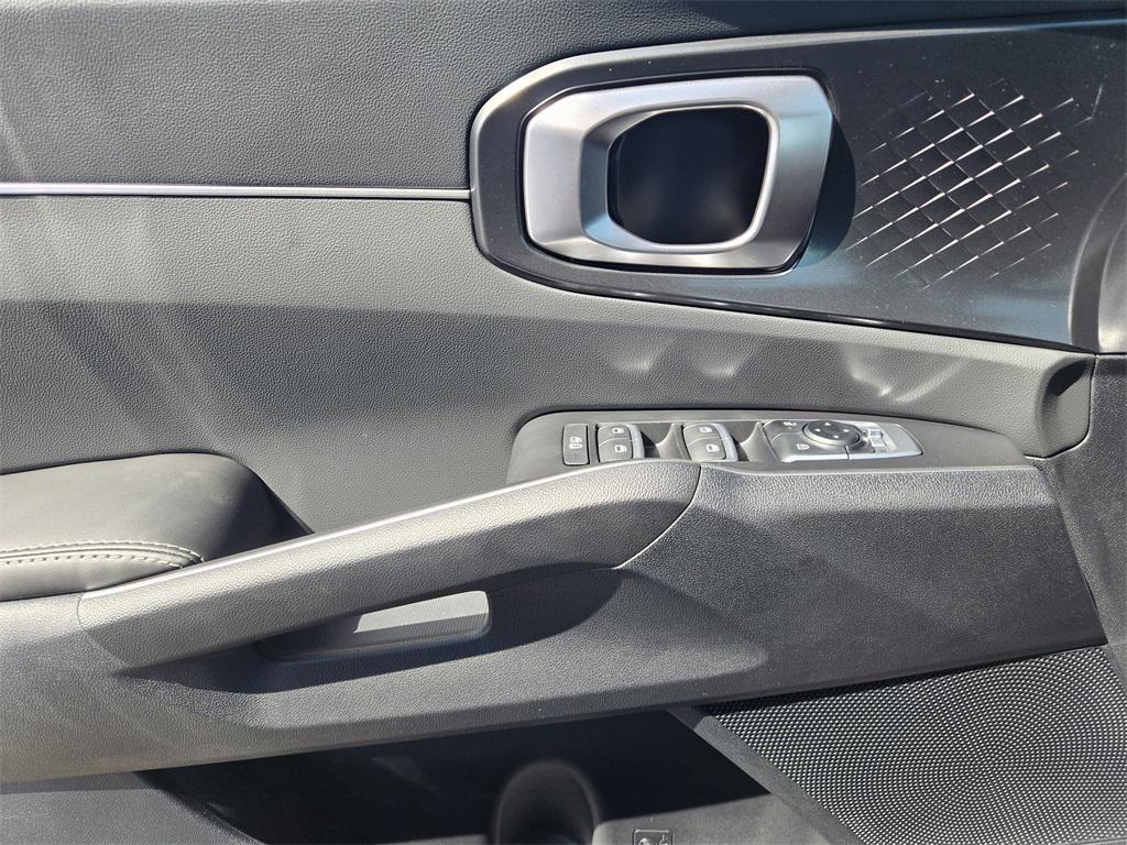 new 2026 Kia Sorento car, priced at $33,365