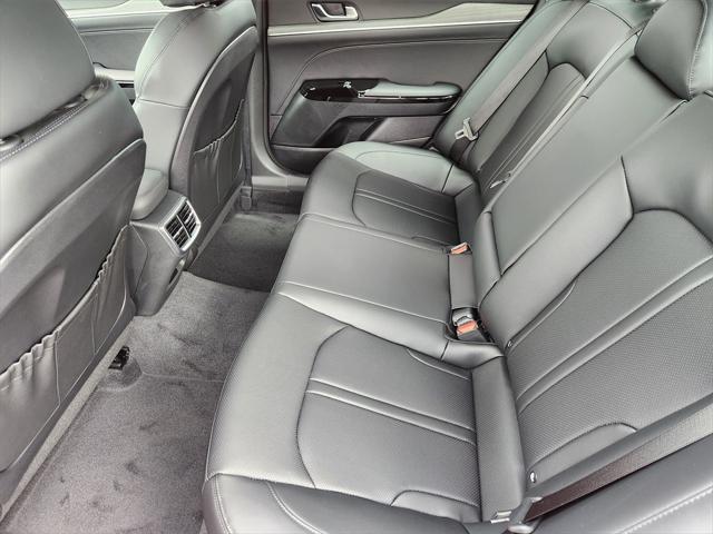 new 2025 Kia K5 car, priced at $33,718