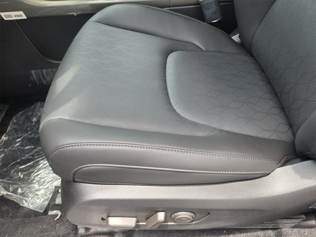 new 2025 Kia Carnival car, priced at $42,200
