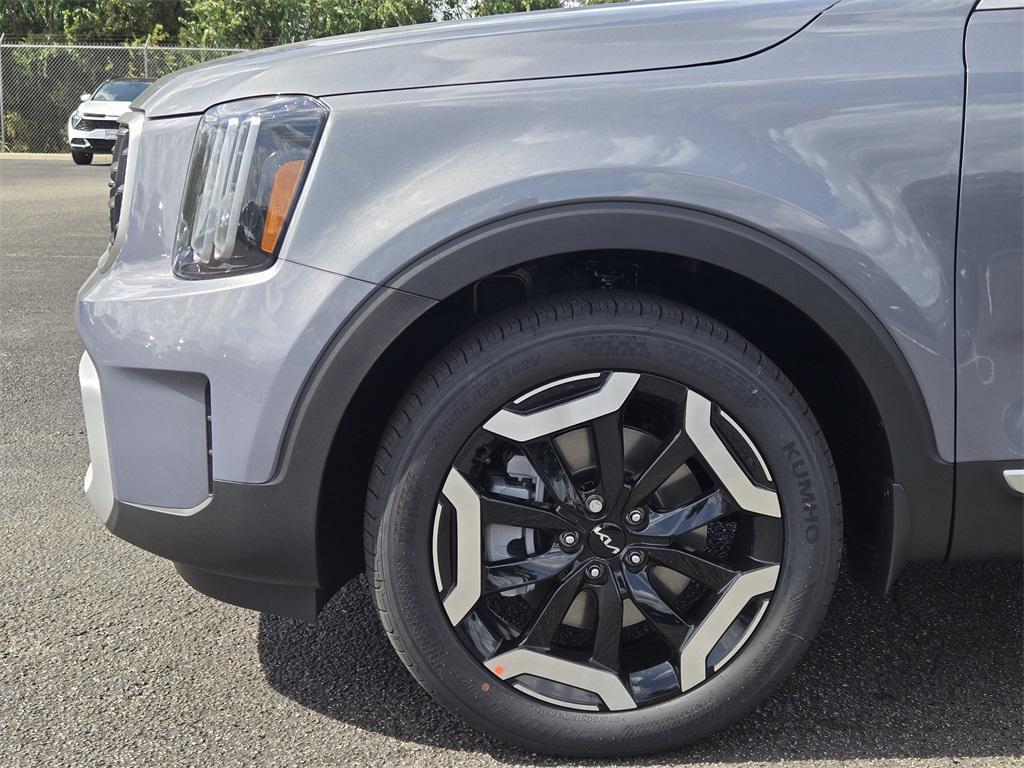 new 2025 Kia Telluride car, priced at $36,688