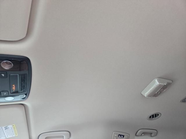 new 2025 Kia Carnival Hybrid car, priced at $41,195