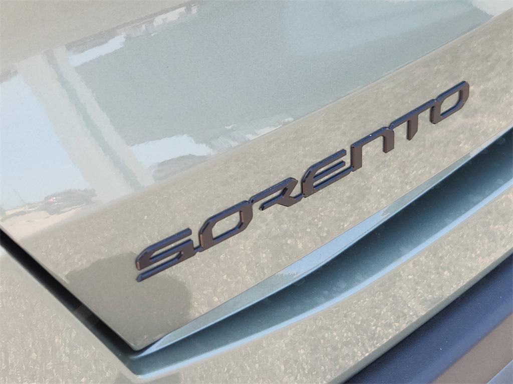 new 2025 Kia Sorento car, priced at $38,685