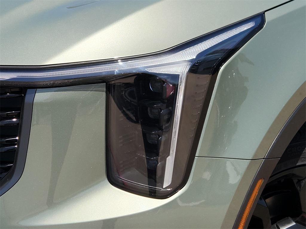 new 2025 Kia Sorento car, priced at $38,685