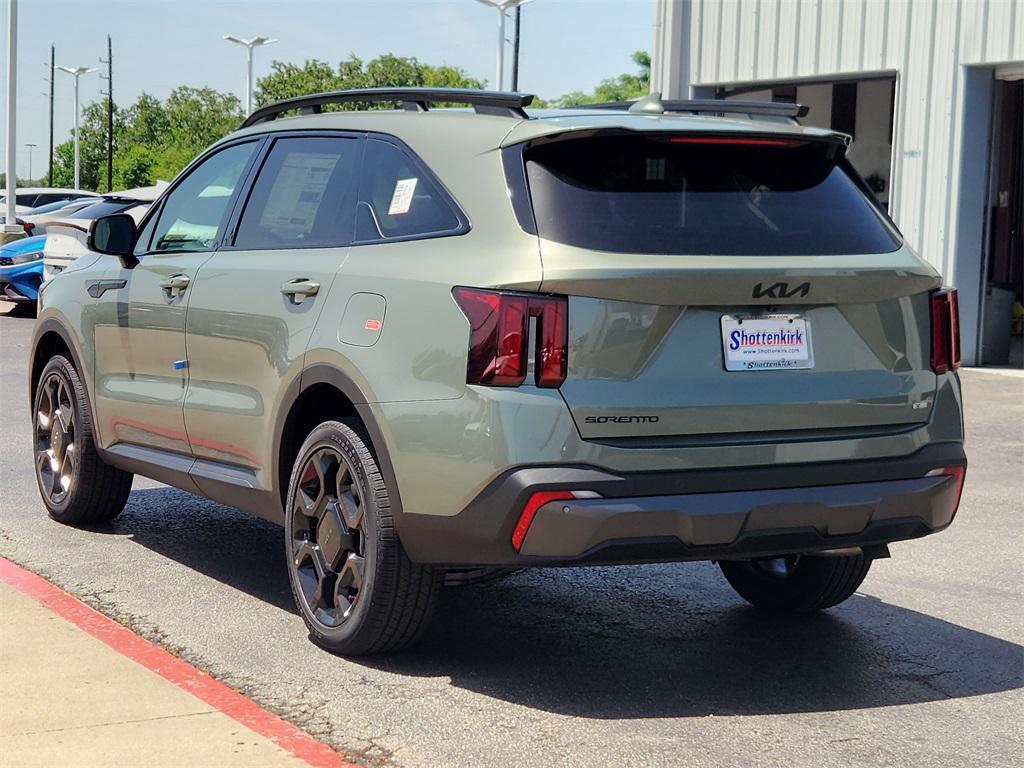 new 2025 Kia Sorento car, priced at $38,685