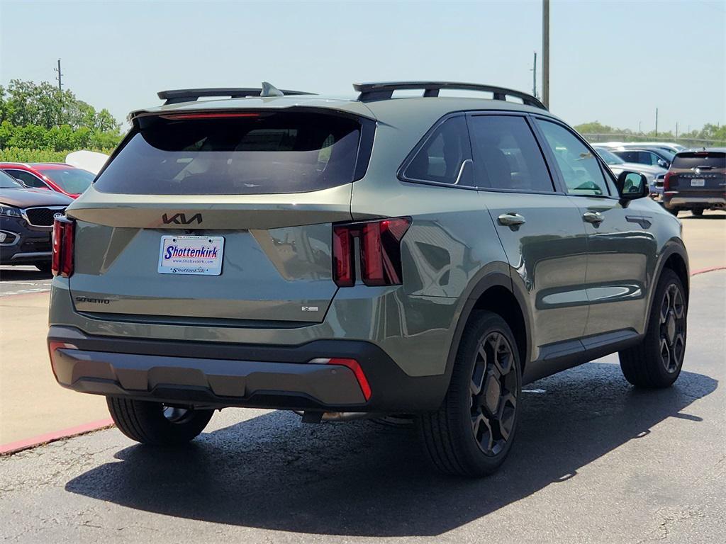 new 2025 Kia Sorento car, priced at $38,685