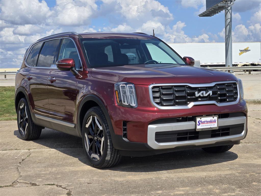 used 2024 Kia Telluride car, priced at $34,880