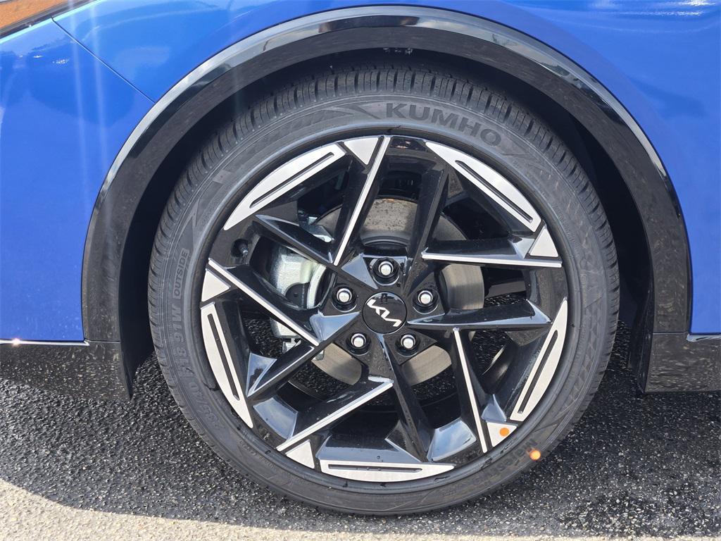new 2025 Kia K4 car, priced at $23,547