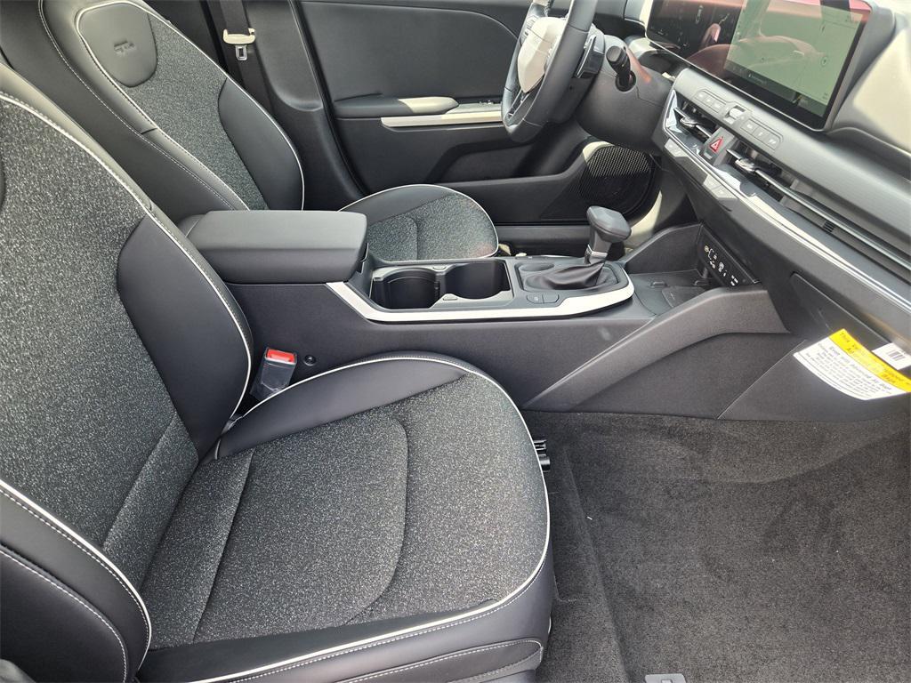 new 2025 Kia K4 car, priced at $23,547