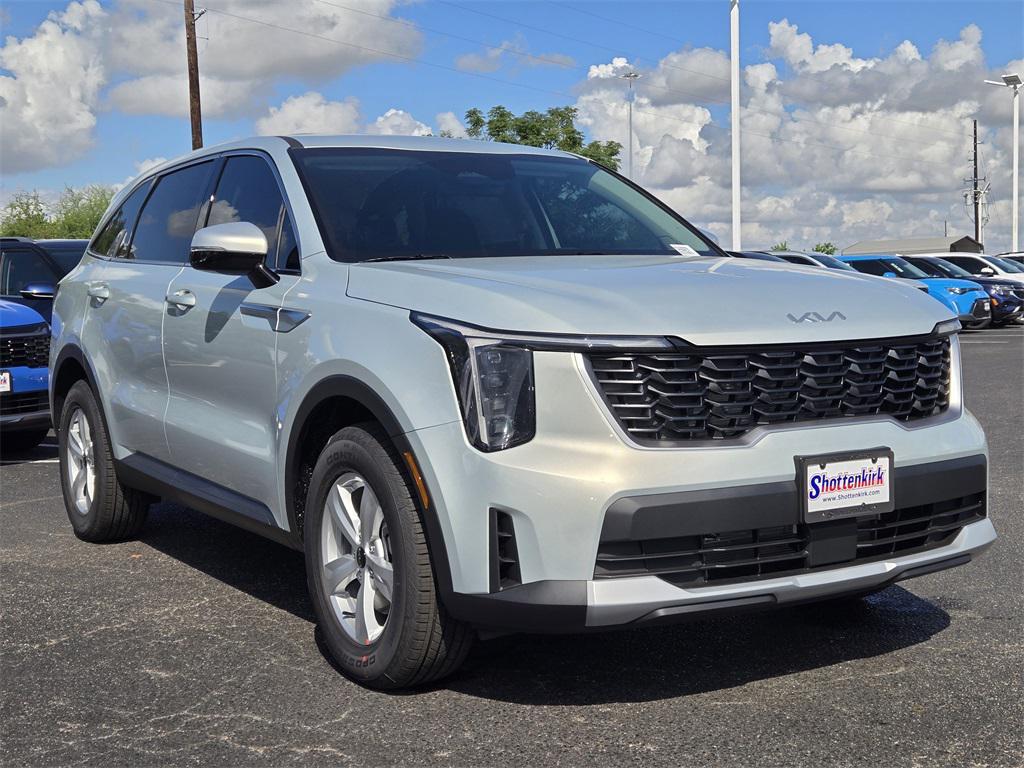 new 2026 Kia Sorento car, priced at $30,962