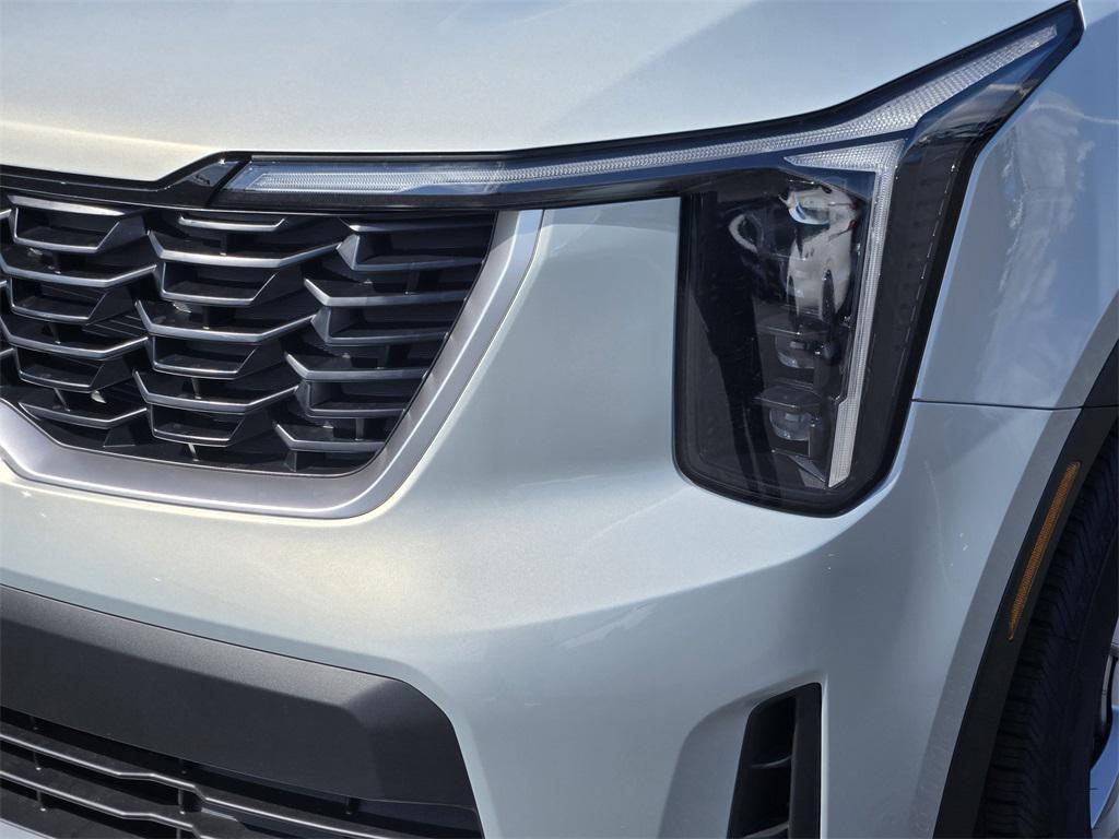 new 2026 Kia Sorento car, priced at $30,962