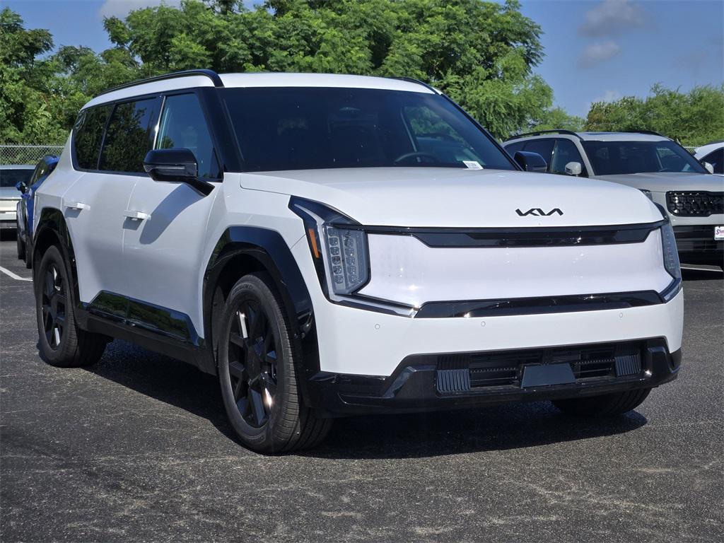 new 2026 Kia EV9 car, priced at $67,763