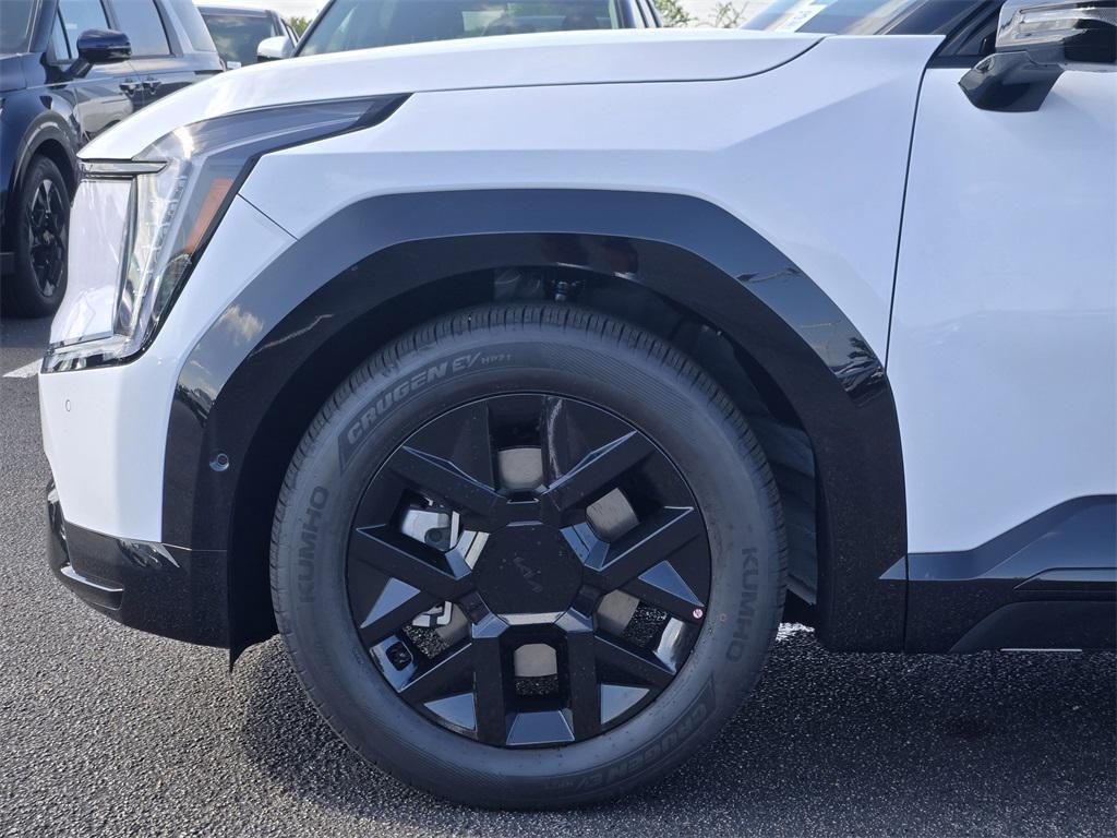 new 2026 Kia EV9 car, priced at $67,763
