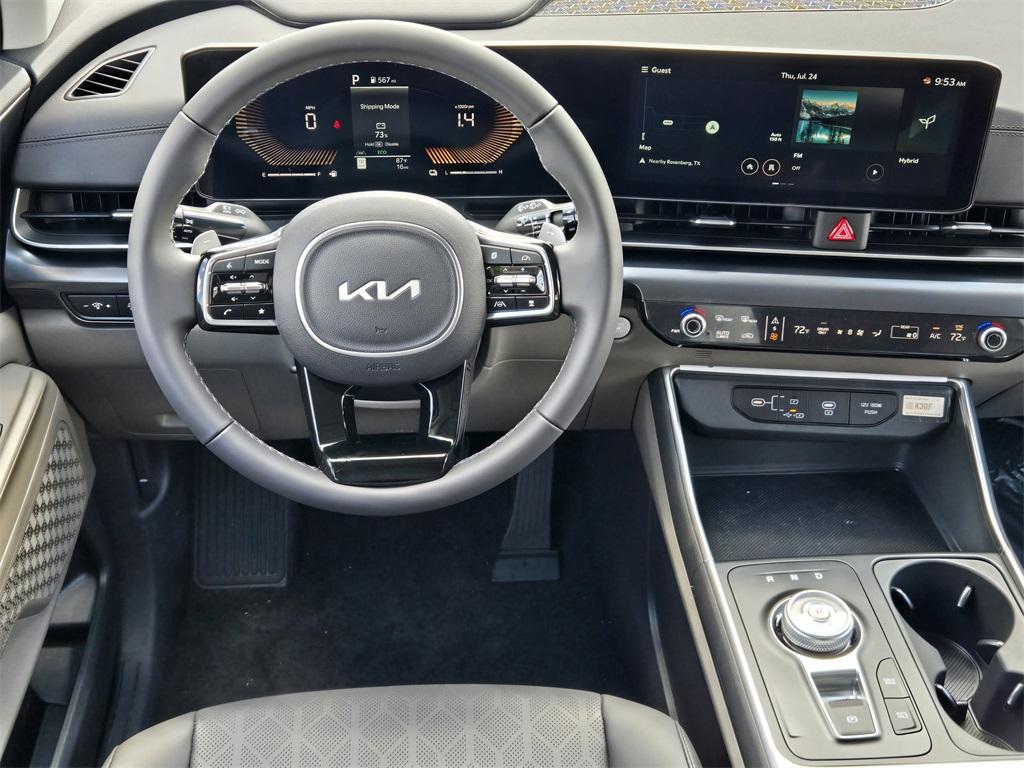 new 2026 Kia Carnival Hybrid car, priced at $42,185