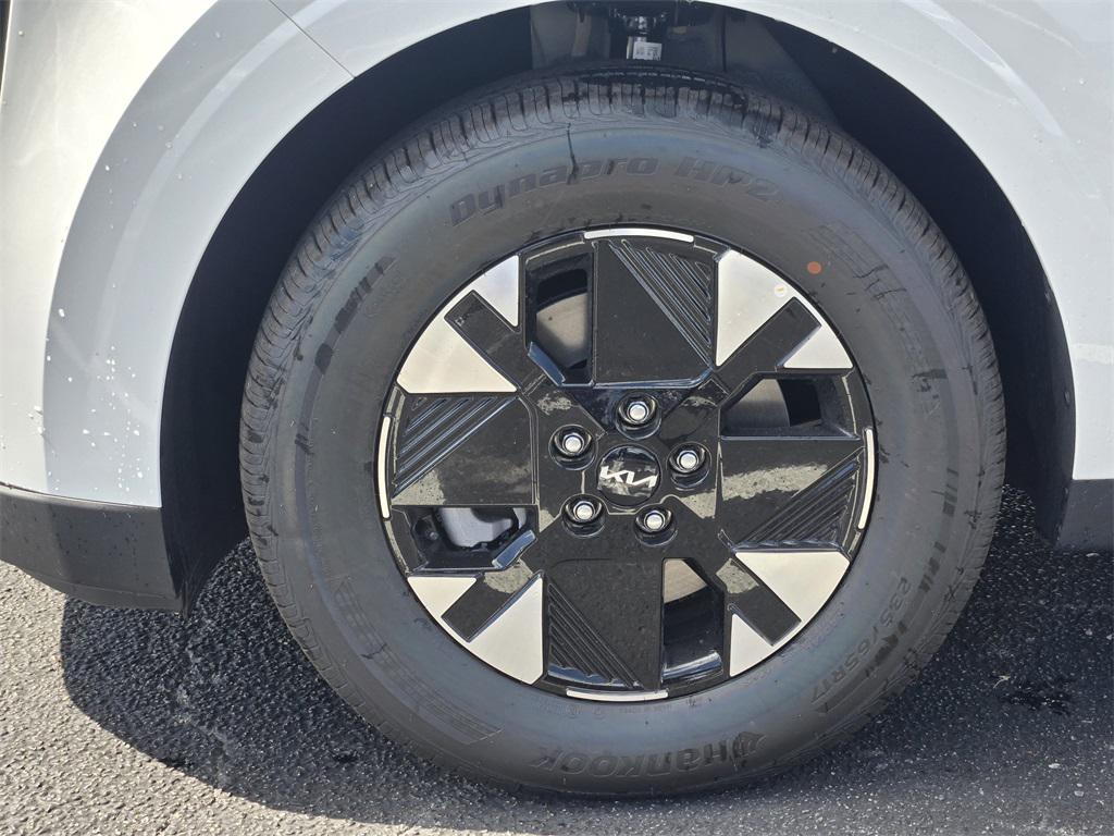 new 2026 Kia Carnival Hybrid car, priced at $42,185