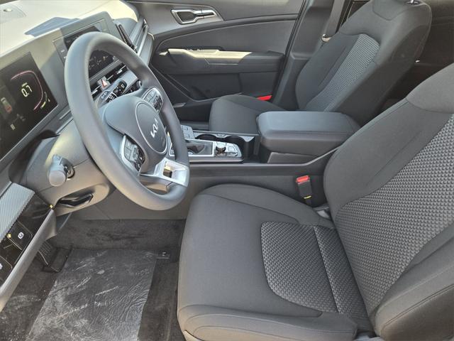 new 2025 Kia Sportage car, priced at $29,355