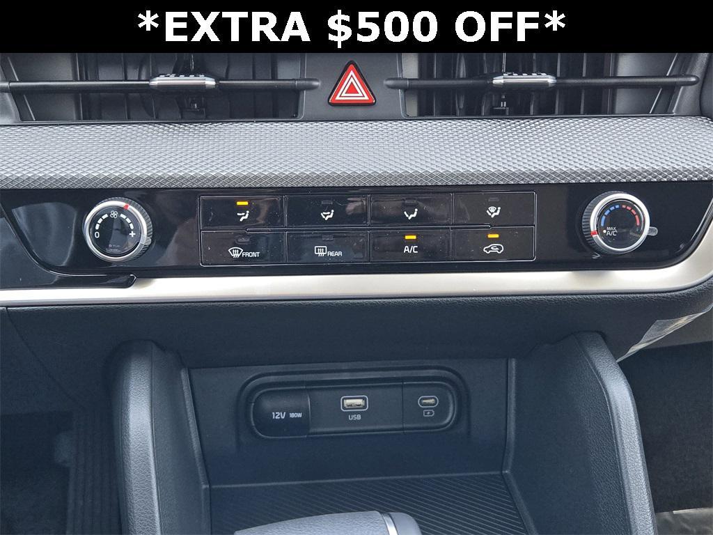 new 2025 Kia Sportage car, priced at $24,453