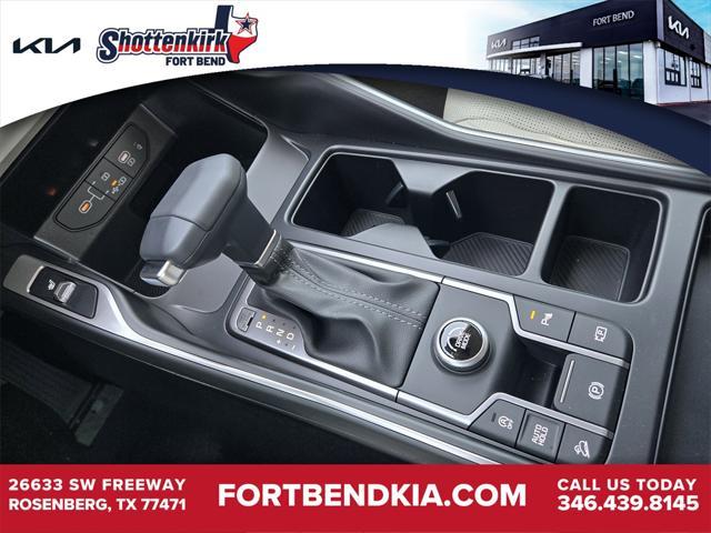 new 2025 Kia Sorento car, priced at $37,235