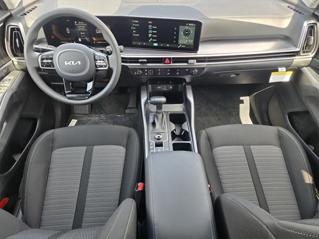 new 2025 Kia Sorento car, priced at $32,625