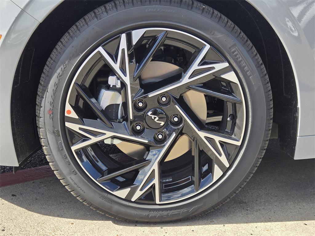 new 2026 Kia K5 car, priced at $27,275