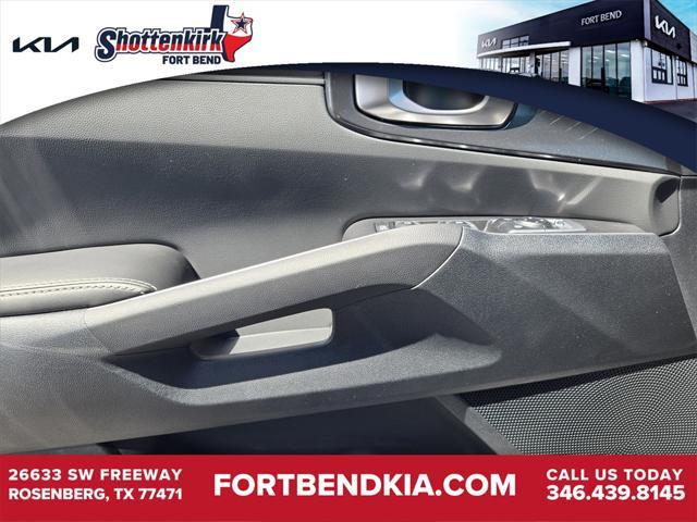 new 2025 Kia Sorento car, priced at $41,300