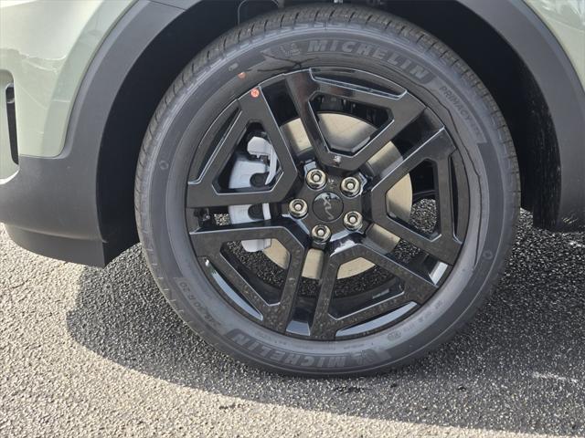 new 2025 Kia Telluride car, priced at $50,905