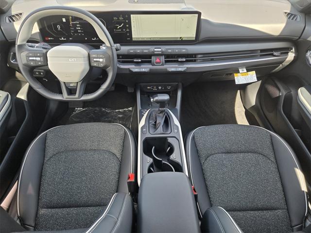 new 2025 Kia K4 car